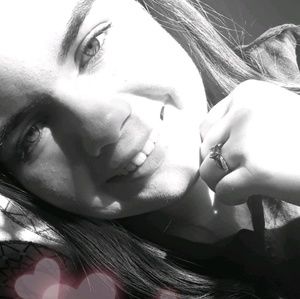 Meet your Posher, Nakita